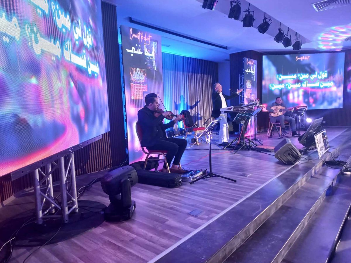  أكاديمية الفنون: حين يتفاعل الجمهور مع المايسترو مجدي داود في الحفل البيداغوجي  ‎   